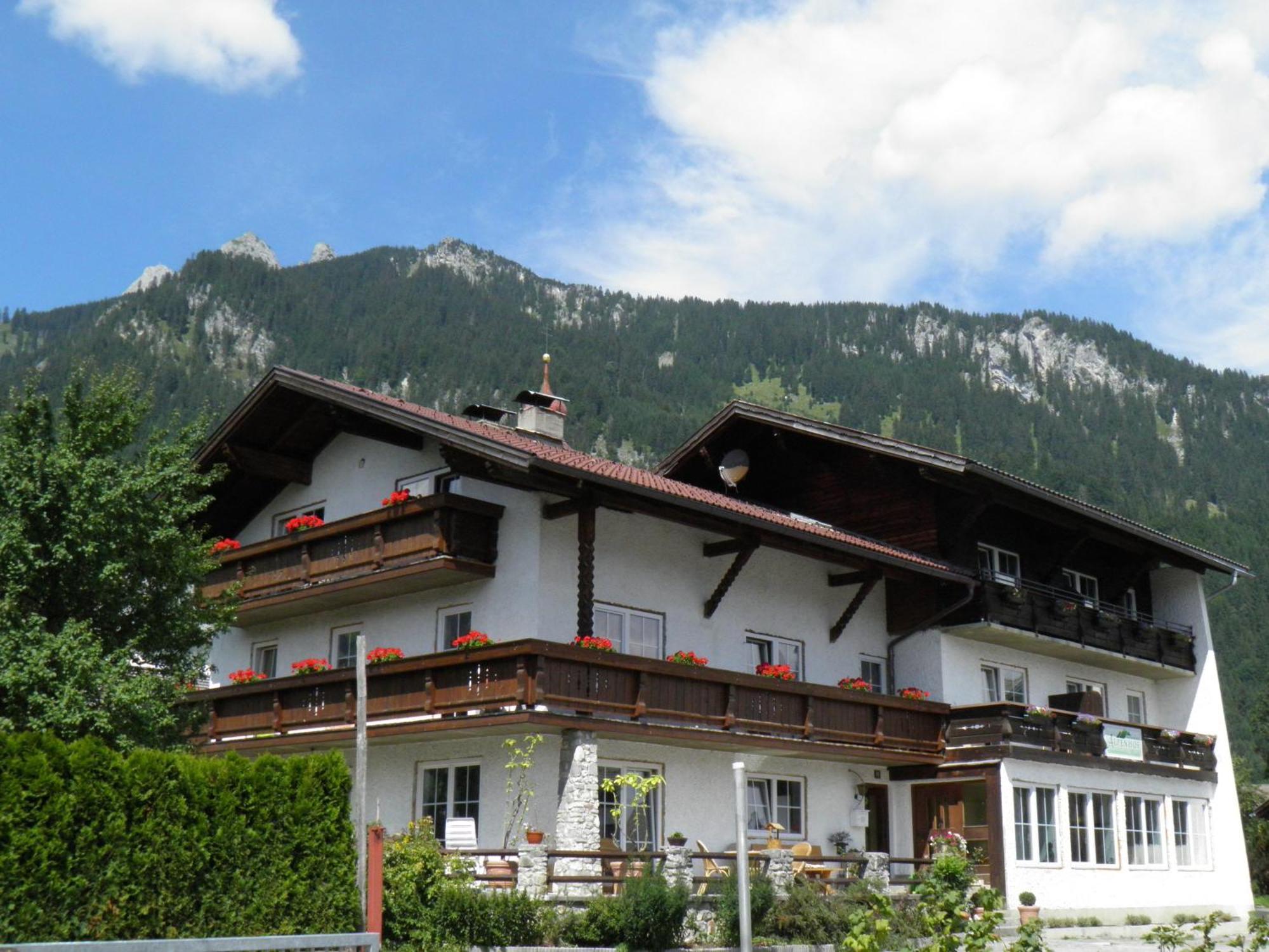 Alpenhof Waengle Aparthotel Reutte Eksteriør bilde