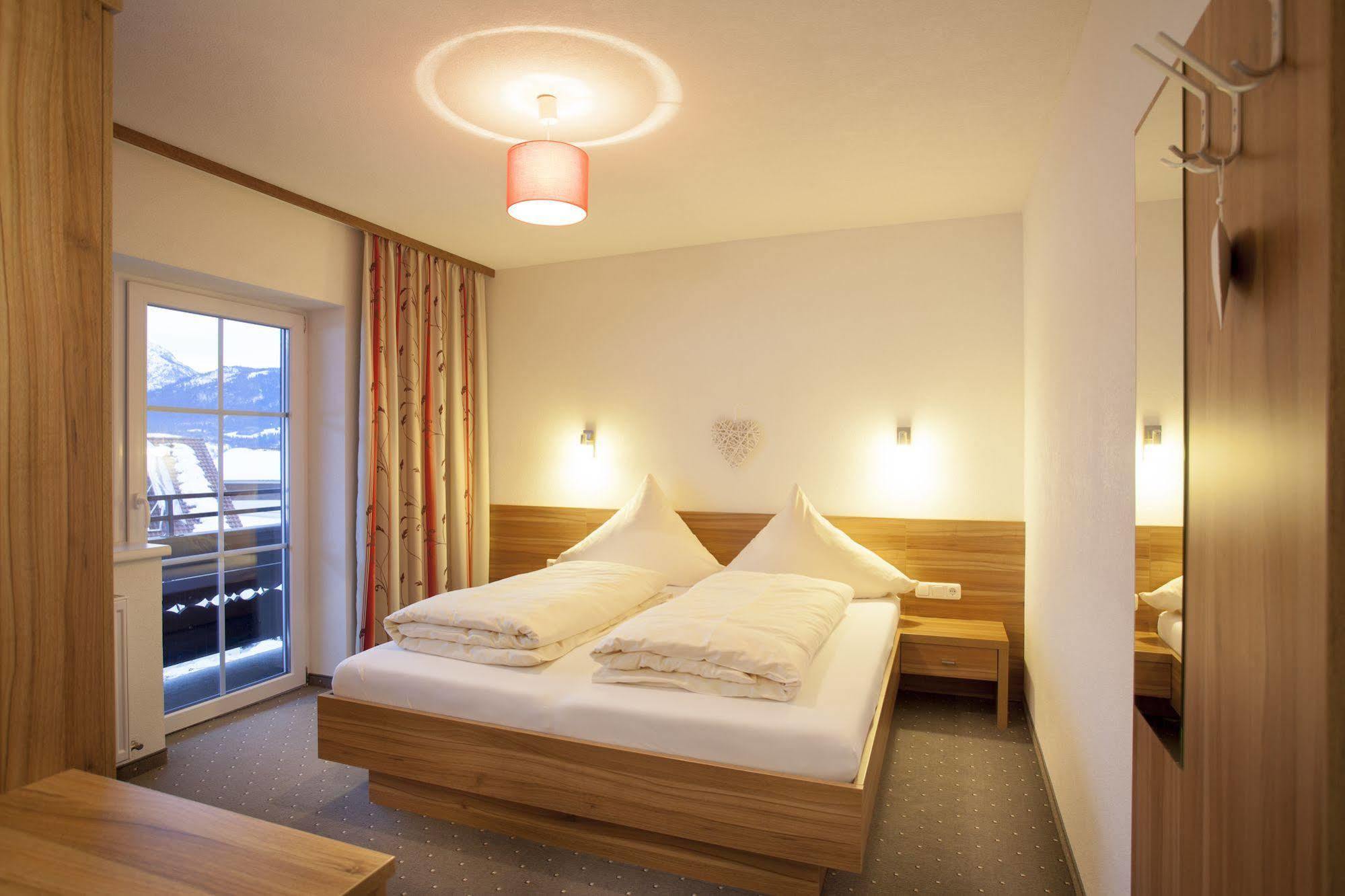 Alpenhof Waengle Aparthotel Reutte Eksteriør bilde
