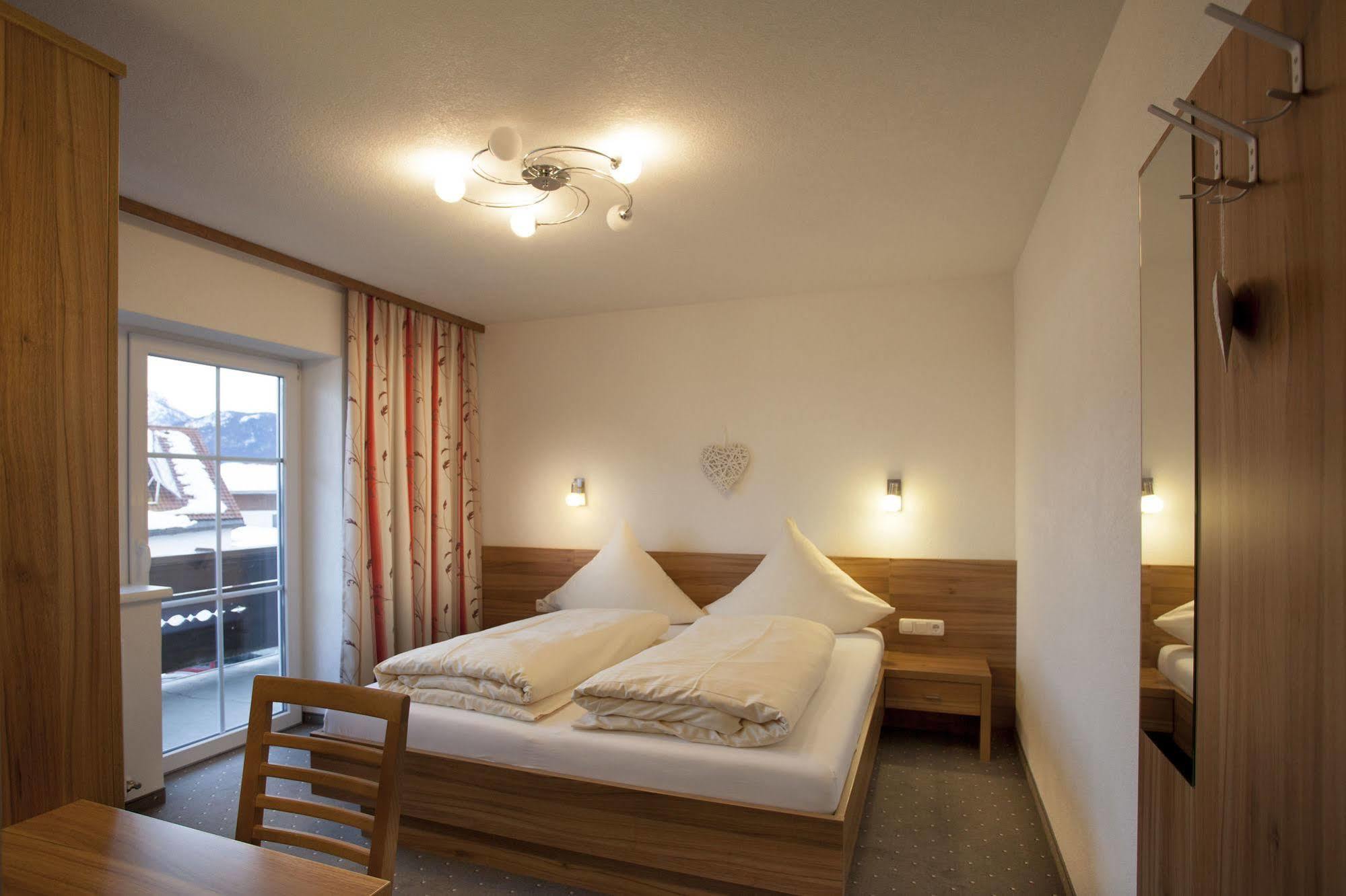 Alpenhof Waengle Aparthotel Reutte Eksteriør bilde